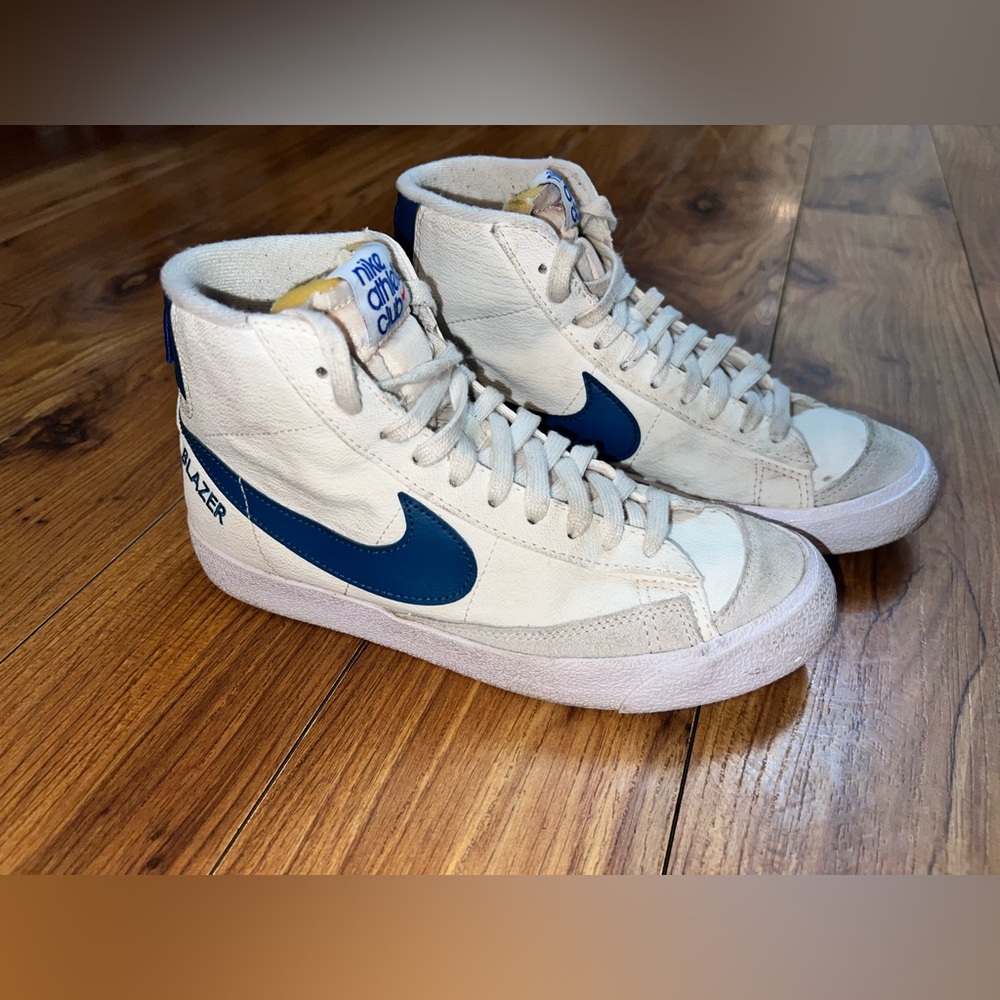 Nike Blazers 77 Mid